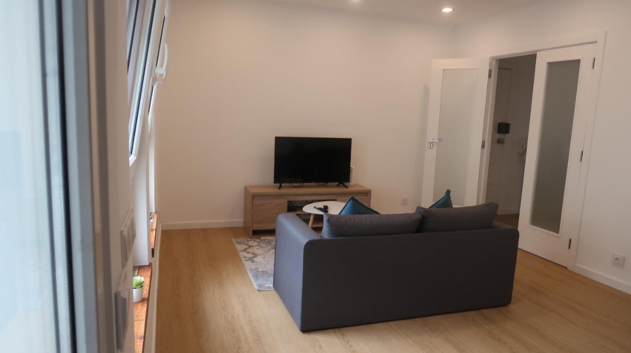 Apartamento Renovado No Centro Da Cidade - Casa4 Коимбра Экстерьер фото
